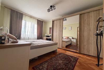 Apartament cu 3 camere semidecomandat, mobilat în Gheorghe Lazăr