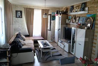 Casă individuală cu 3 camere cu Canalizare în Sâncraiu de Mureș