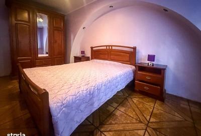 Apartament cu 3 camere decomandat în Inel II