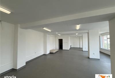 Spațiu comercial, de 130 mp, în Central