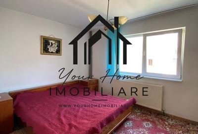 Apartament cu 4 camere decomandat în Calea București