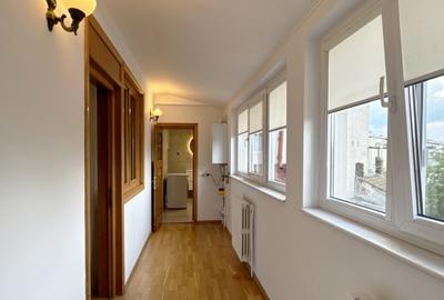 Apartament cu 3 camere semidecomandat în Central - 14