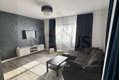 Apartament cu 3 camere semidecomandat, mobilat în Sud