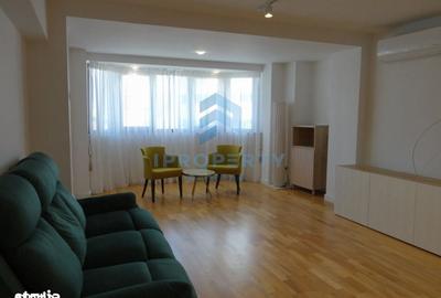 Apartament cu 3 camere în Decebal