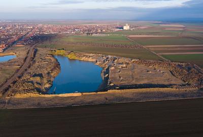 Teren agricol extravilan de 125800 mp, în Șimand - 4