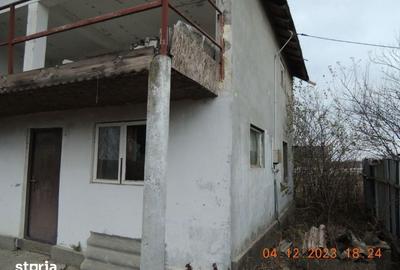 Casă cu 3 camere cu Teren 300 Mp în Crevedia - 2
