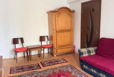 Apartament cu 2 camere nedecomandat în Gară