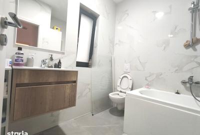 Casă cu 4 camere cu Teren 400 Mp în Central - 2