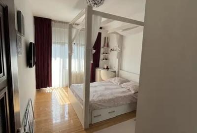 Apartament cu 3 camere decomandat în Republicii - 3