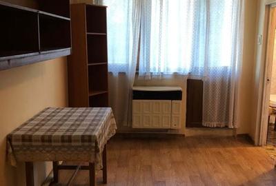 Garsonieră decomandată în Stana - 7