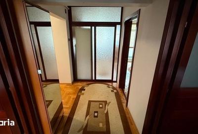 Apartament cu 3 camere în Central - 8