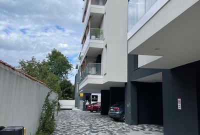 Apartament cu 4 camere, mobilat în Băneasa - 8