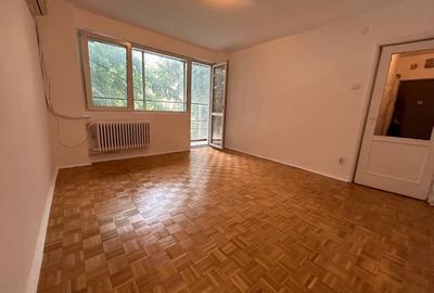 Apartament cu 3 camere semidecomandat în Crângași - 6