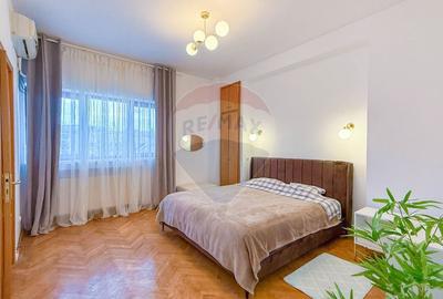 Apartament cu 3 camere decomandat, mobilat în P-ța Universității - 1