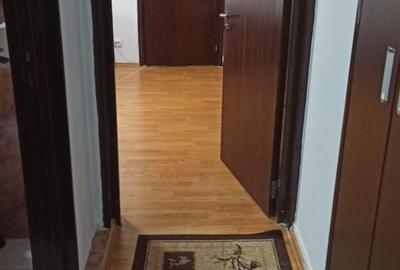 Apartament cu 2 camere semidecomandat în Cișmigiu