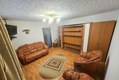 Apartament cu 2 camere decomandat, mobilat în Păcii - 1