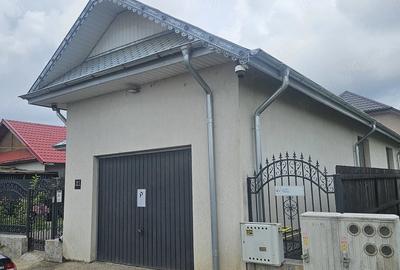 Casă cu Teren 300 Mp în Central - 1