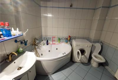 Casă cu 3 camere în Bărdești