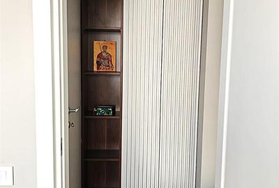 Apartament cu 2 camere semidecomandat, mobilat în Romană
