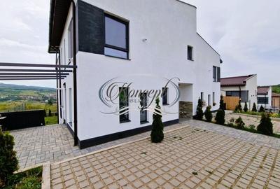 Duplex cu 4 camere cu Canalizare în Borhanci - 3