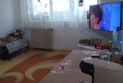 Apartament cu 2 camere nedecomandat în Mihai Bravu