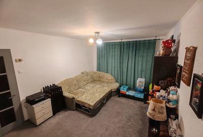 Apartament cu 2 camere nedecomandat în George Enescu