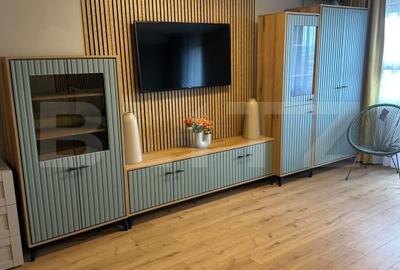 Apartament cu 2 camere semidecomandat, mobilat în Micro 17
