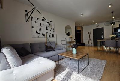 Apartament cu 2 camere semidecomandat, mobilat în Central