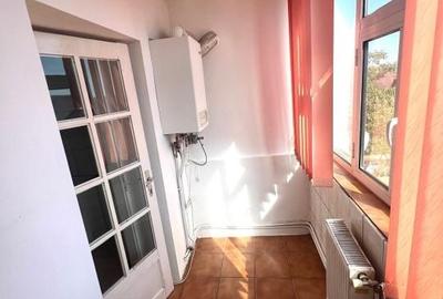Apartament cu 2 camere în Calea București