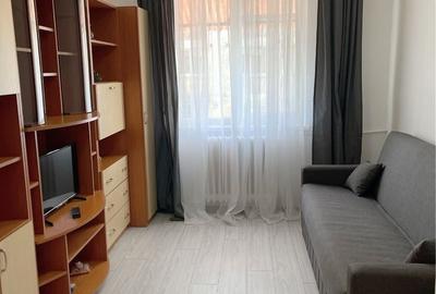 Garsonieră decomandată în Central - 7