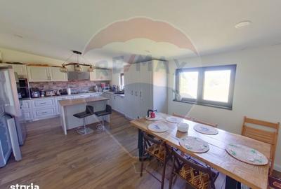 Casă cu 4 camere cu Teren 1160 Mp în Sarasău - 8