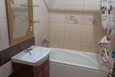Apartament cu 2 camere decomandat în Exterior Vest