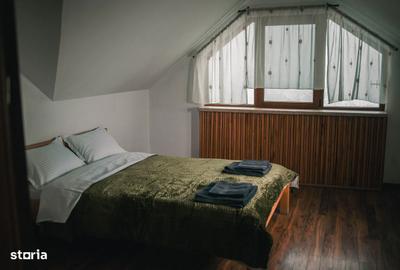 Casă cu 8 camere cu Teren 1120 Mp în Peștișani - 14