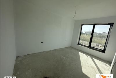 Casă cu 4 camere cu Teren 460 Mp în Cetate