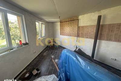 Casă cu 2 camere cu Teren 627 Mp în Domnești