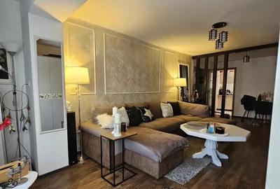 Apartament cu 3 camere în Cetate