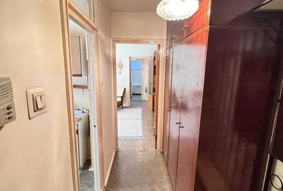 Apartament cu 2 camere semidecomandat în Berceni