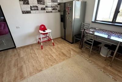 Casă cu 4 camere în Central