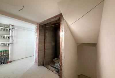 Apartament cu 2 camere decomandat în Plopi - 13