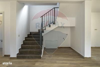 Casă cu 4 camere în Central - 11