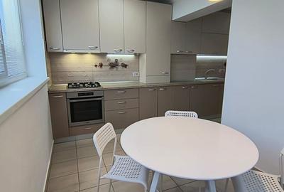 Apartament cu 3 camere semidecomandat, mobilat în 1 Mai - 12