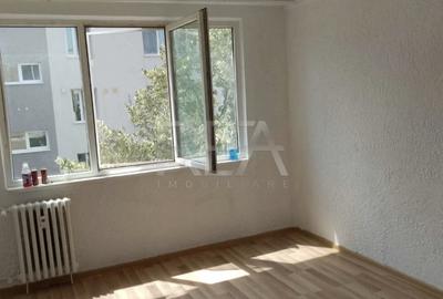 Apartament cu 2 camere decomandat în Drumul Taberei