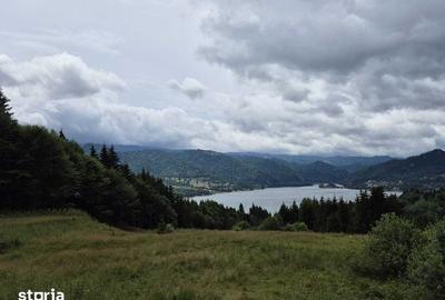 Teren de 5000 mp, în Central