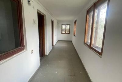 Casă cu 3 camere cu Teren 333 Mp în Central