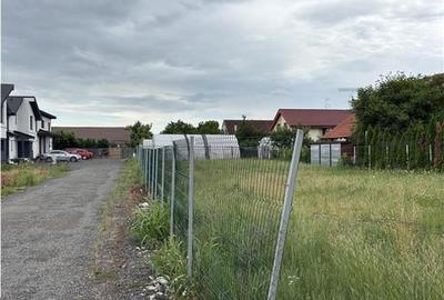 Teren intravilan de 700 mp, în Moșnița Veche - 2