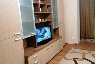 Garsonieră în Titan - 1