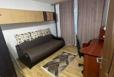 Apartament cu 2 camere semidecomandat în Zimbru