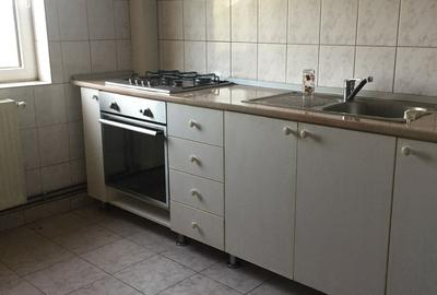 Apartament cu 2 camere semidecomandat în Micălaca