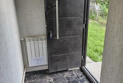 Garsonieră decomandată în Central - 2