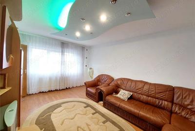 Apartament cu 3 camere decomandat în Dorobanți